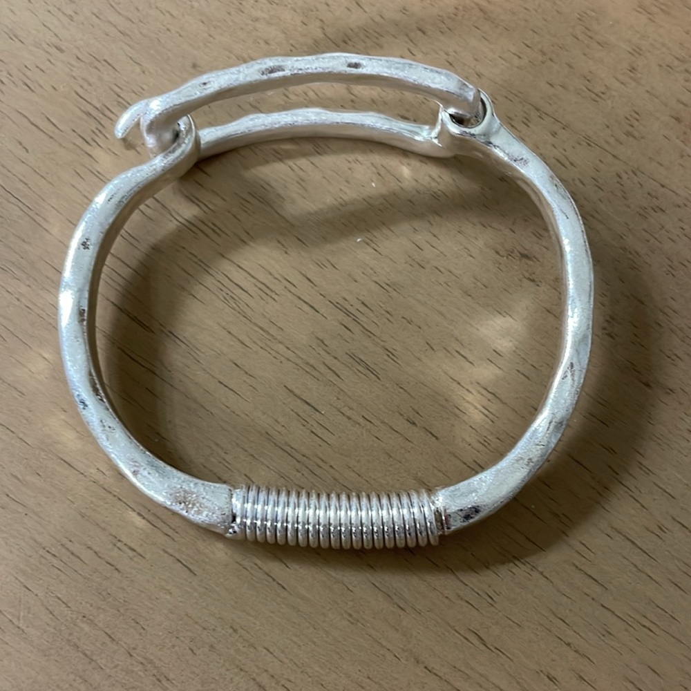 Silver Hinged Square Bracelet - image 4